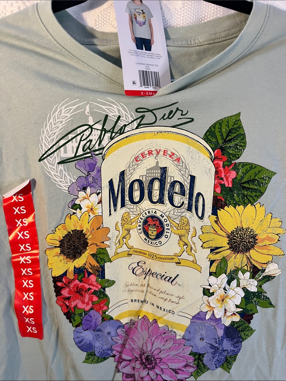 😻5for$15😻Modelo Sage Floral Logo Short Sleeve Tee XS,S,L - Picture 2 of 6